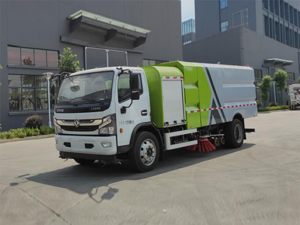 東風CL5123TXSBEV純電動洗掃車